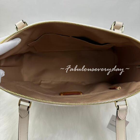 Coach Gallery Tote Bag In Signature Canvas/Gold/White/Chalk CW381 NWT - Picture 6 of 9